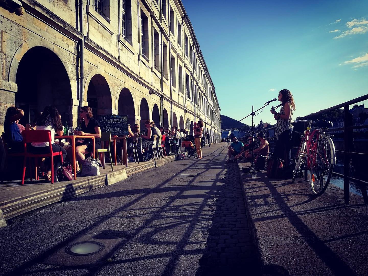 terrasse du Tandem l'été